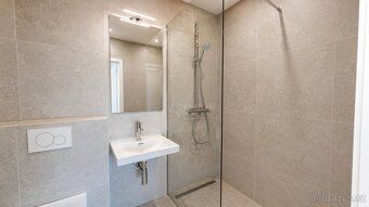 Jedná se o prodej jednotky 3+kk o velikosti 69,30 m² s vlast