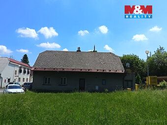 Prodej prostorného rodinného domu o zastavěné ploše 109 m2, 