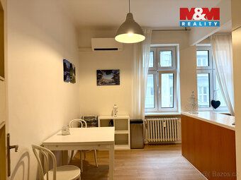 Nabízíme k pronájmu atypický, kompletně zařízený byt 3+1 na 