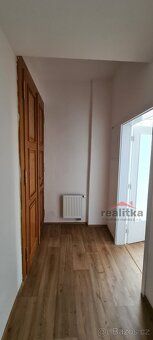 Nabízíme pronájem hezkého, velkého bytu 2+1 v Opavě na ul. O