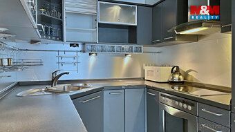 Nabízíme k pronájmu moderní a světlý byt 3+kk o ploše 71 m² 