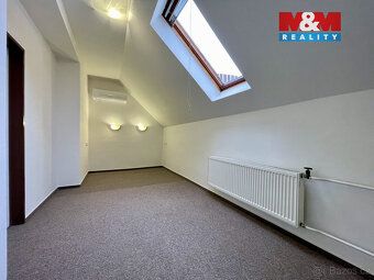 Nabízíme k pronájmu nezařízený byt 2+kk o užitné ploše 60 m²