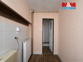 Nabízíme k prodeji byt 2+1 v osobním vlastnictví o podlahové