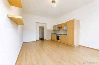 Pronájem bytu 2+kk, 48 m² + vestavěné patro 6 m² | Praha 4 –