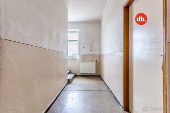 Ev.č. 01809 Nabízíme k prodeji činžovní dům bezprostředně na