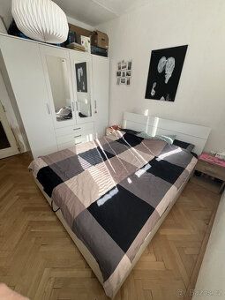 Nabízíme Vám k pronájmu vkusný a prostorný byt o dispozici 2