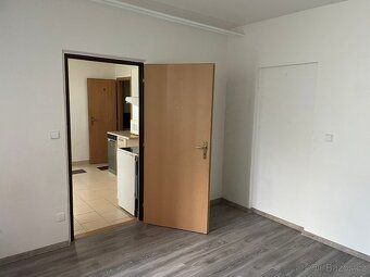 Nabízím k pronájmu byt 3+1 ve Slavičíně. Byt po rekonstrukci