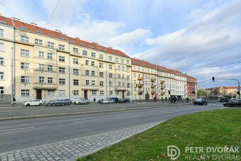 Ev.č. 00828 Nabízíme k pronájmu světlý a prostorný byt 3+kk 