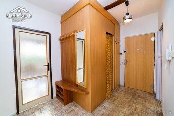 Některé byty nabízejí hotové řešení. Tento nabízí něco cenně