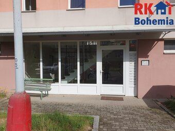Byt o ploše 68,6 m2 včetně komory na chodbě je určen k celko