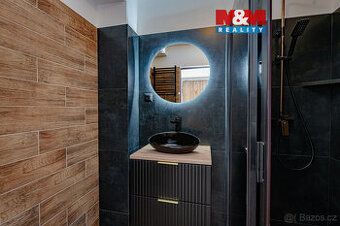 Prodám byt 3+1 o výměře 77m2 se zasklenou lodžií v lokalitě 