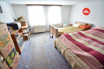 Ev.č. 01806 Nabízíme k prodeji patrový rodinný dům v osobním