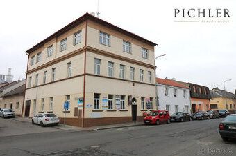Nabízím k dlouhodobému pronájmu kancelářské prostory v centr