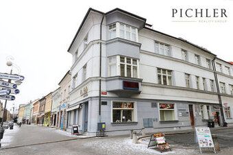 Nabízím k dlouhodobému pronájmu kancelářské prostory v centr