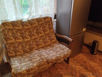 22,5m,tel.Sony uhl.135cm,mikrovlna trouba,lednice CANDY,varn
