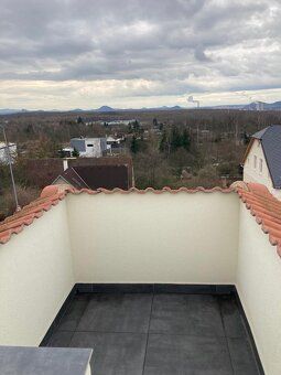 Nabízím dlouhodobý podnájem podkrovního bytu 3kk s balkonem 