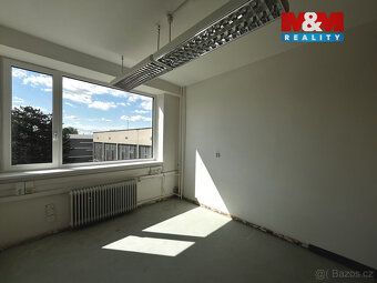 Nabízíme k pronájmu prostorné kancléřské prostory o užitné p