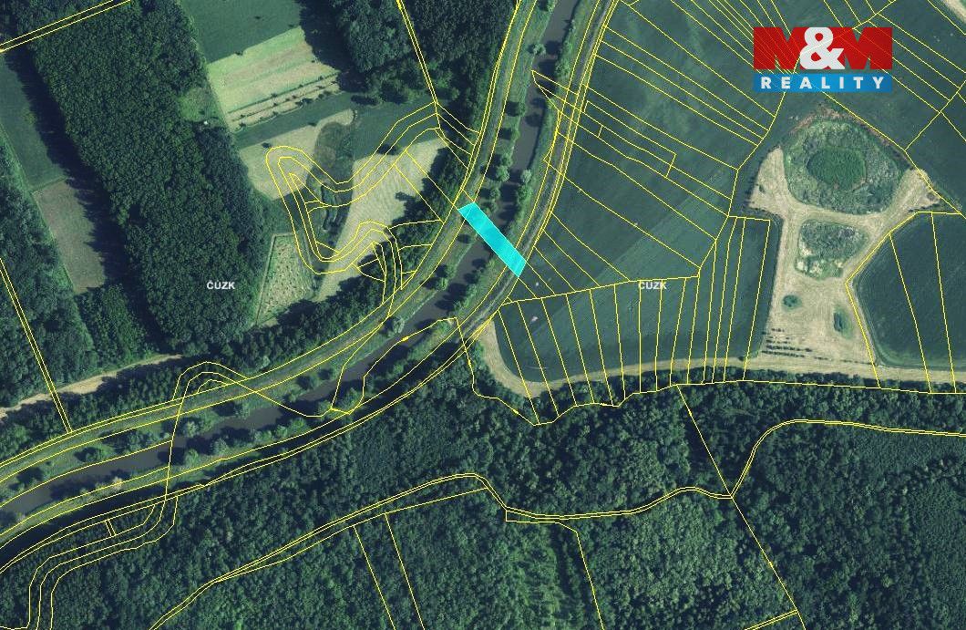 Prodej pozemku o výměře 1476 m2 v katastru obce Uherčice u H