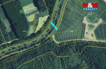 Prodej pozemku o výměře 1476 m2 v katastru obce Uherčice u H