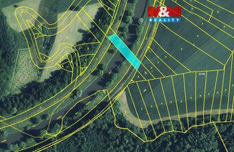 Prodej pozemku o výměře 1476 m2 v katastru obce Uherčice u H