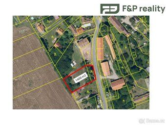 Prodej stavebního pozemku 1 400 m² určeného k výstavbě – Spy