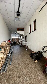 Nabízíme Vám velice lukrativní obchodní prostory o výměře 11