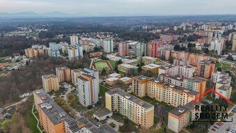 Hledáte nemovitost na investici nebo pro vlastní bydlení?
V 