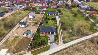 Hledáte klid ,přírodu s výhledem na lesy do polí , rybník,hr