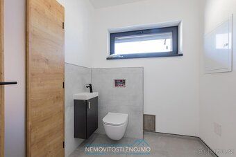 K prodeji nabízíme nadstandardní rodinný dům 3+kk (č. 11), 7