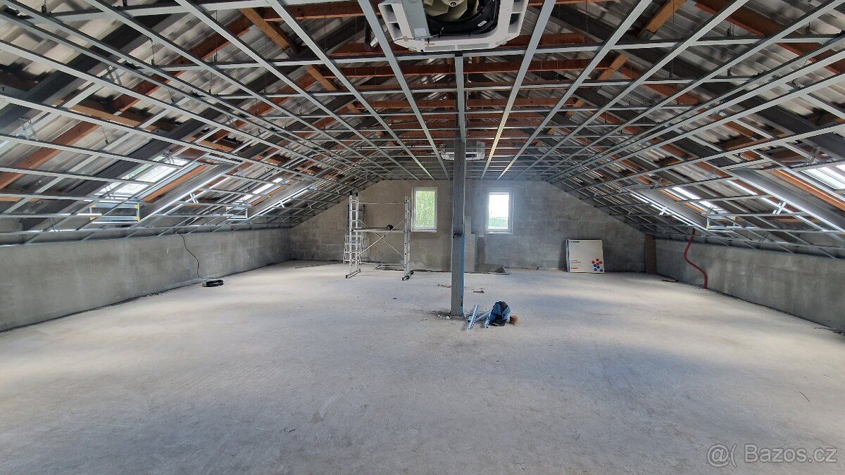 Pronajmeme kancelářské prostory o výměře cca 230m2. Jedná se