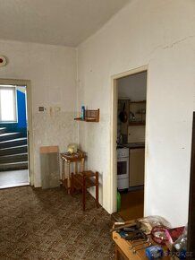 Prodám dům (vilka) v Hronově, v ulici Vaverkova, s velkou za