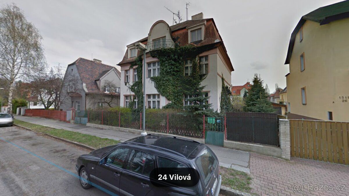 Vila 1/3 a garáž, Chomutov Prodám 1/3 vily + garáž, Chomutov