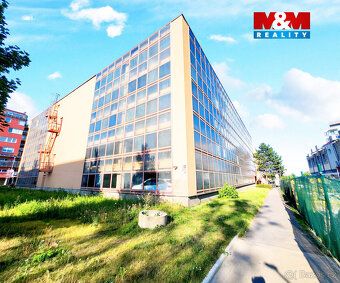 Nabízím k prodeji samostatnou garáž o výměře 18 m² v části s