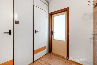 K dlouhodobému podnájmu nabízíme světlý byt o dispozici 1+1 