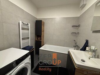 Ev.č. 00581 Nabízíme k pronájmu světlý byt o rozloze 53 m² v