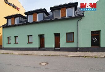 Nabízíme pronájem 2 kanceláří o celkové ploše 43 m2 v přízem