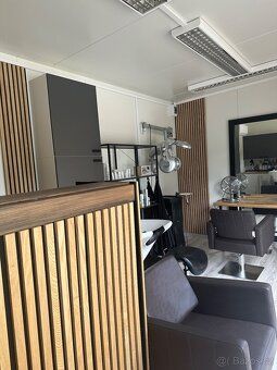 Prodám kontejner, bud' na bydlení nebo k provozovaní sluzeb,
