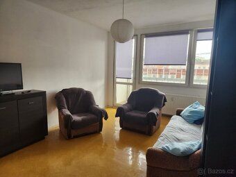 Nabízíme k prodeji prostorný byt 2+1 s lodžií o výměře 66 m2
