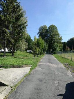 Pronajmu od 1.8.2026 garáž na Podhoří, konečná trolejbusu č.