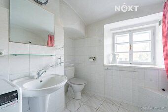 V samotném centru obce Zdíkov, v jedné z nejžádanějších část