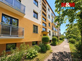 Nabízíme k podnájmu družstevní byt 1+1 o výměře 35 m² ve 5. 