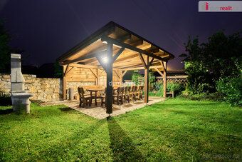 , Prodej apartmánového domu s wellness a možností bydlení – 