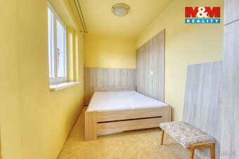 Nadstandardně prostorný a světlý rodinný dům se nachází v kl