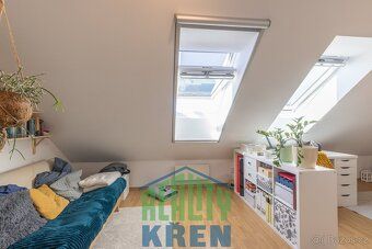 Ev.č. 004003 Světlý mezonetový byt o dispozici 3+kk a celkov