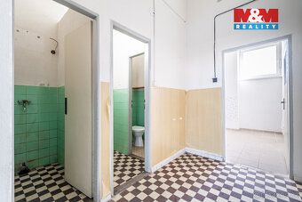 Prodej komerční budovy (obchod a služby) v centru Žďáru nad 