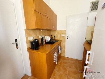 Nabízíme k douhodobému pronájmu cihlový byt, který se nacház