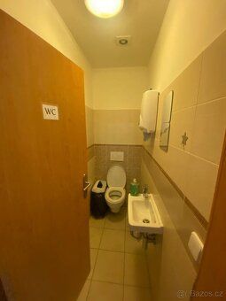 Pronájem reprezentativních prostor 3+kk, Praha 5 – Smíchov
N