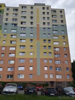 Nabízím k prodeji světlý byt o dispozici 1+1 a výměře 37,5 m