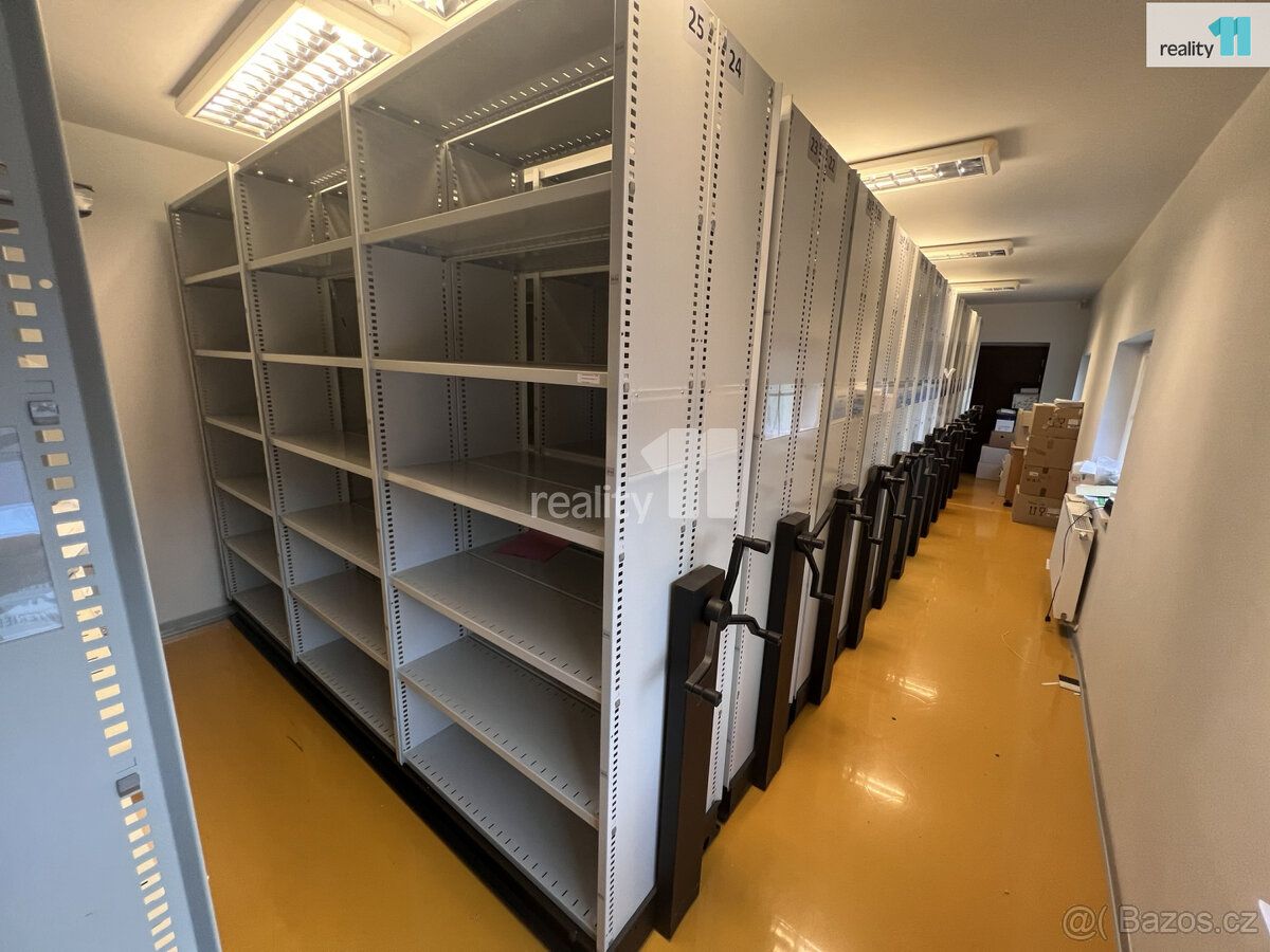 +popl. 2000, , Reality 11 Vám zprostředkují Nabízíme k proná