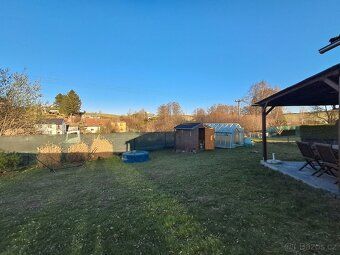 Nabízím k prodeji krásnou zahradu o výměře 373 m² v zahrádká